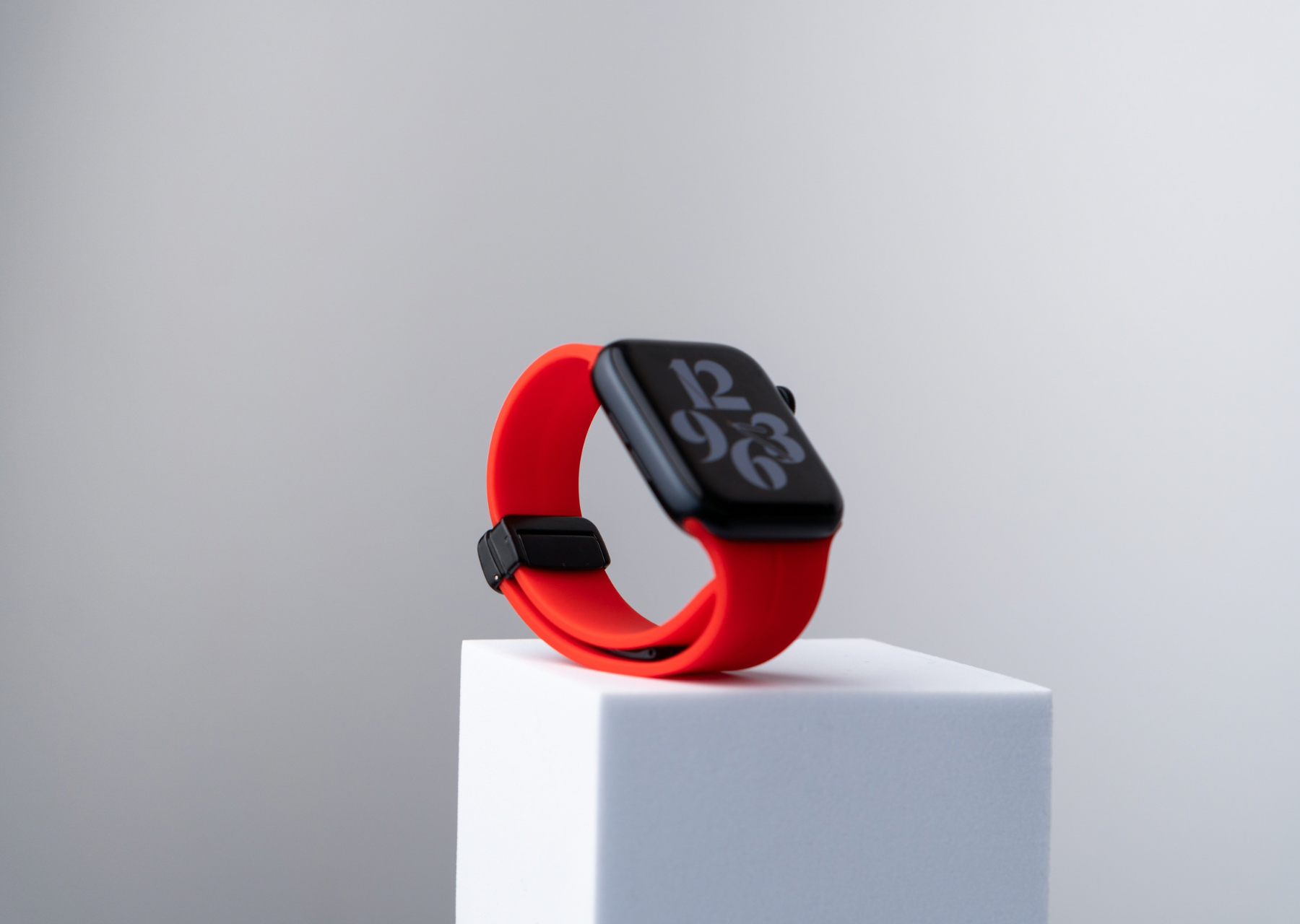 Simply Red Apple Simply Red Classic Fit Magnetic Deployant Clasp Apple Watch Band | Friday